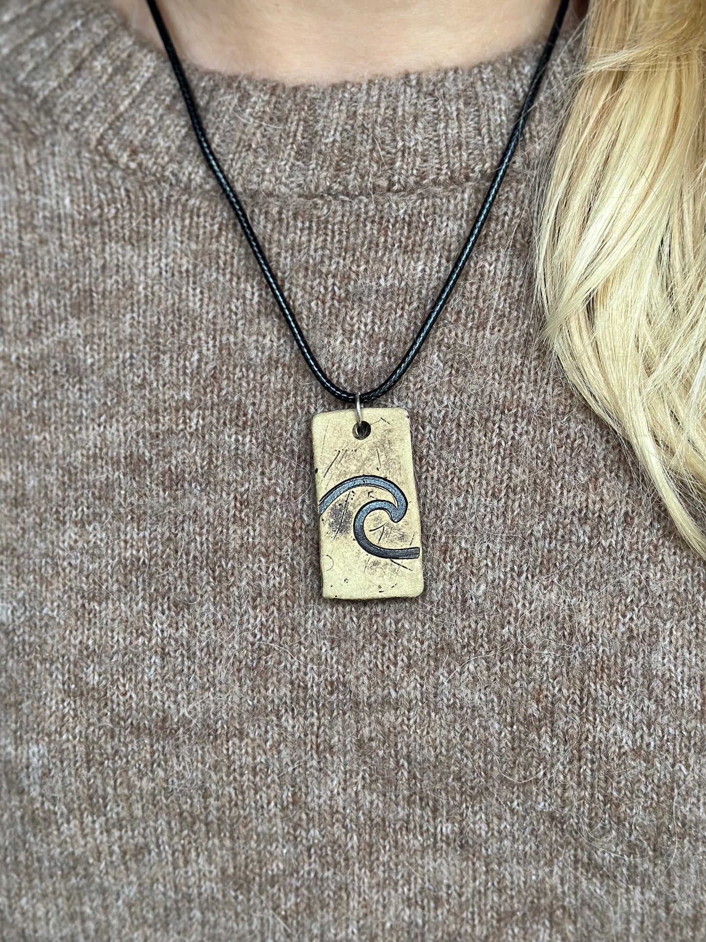 Halsband Ancient Wave