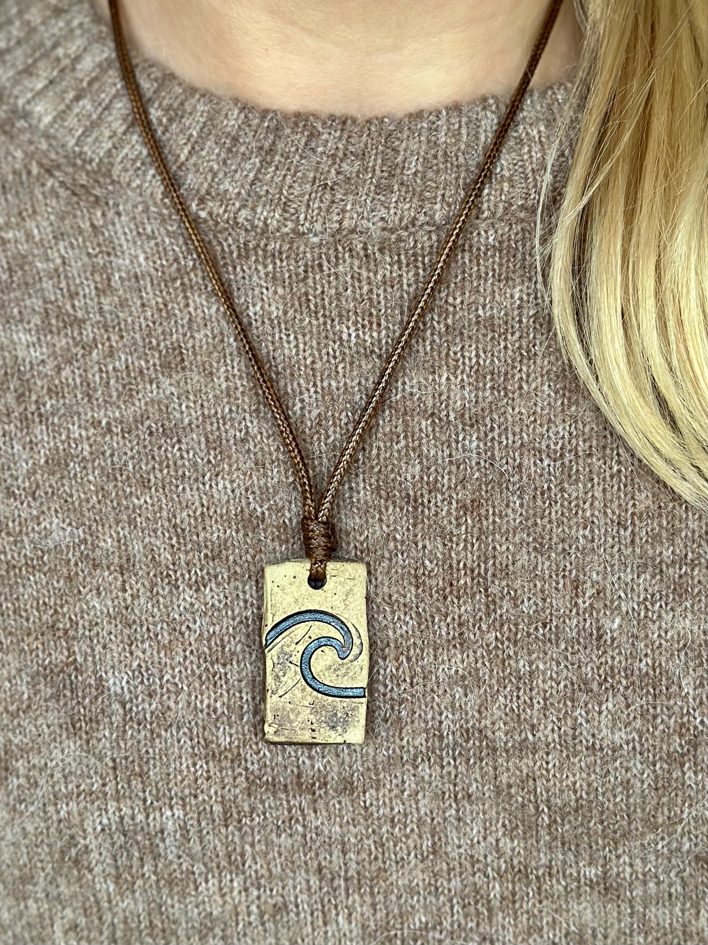 Halsband Ancient Wave
