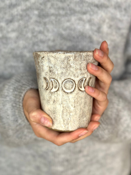 Mugg Moon phases