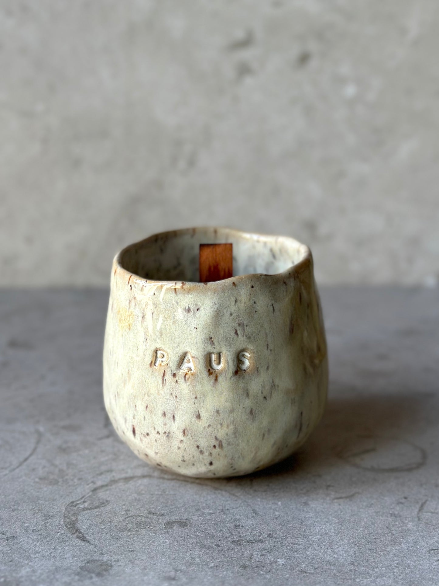 Scented candle Lavender