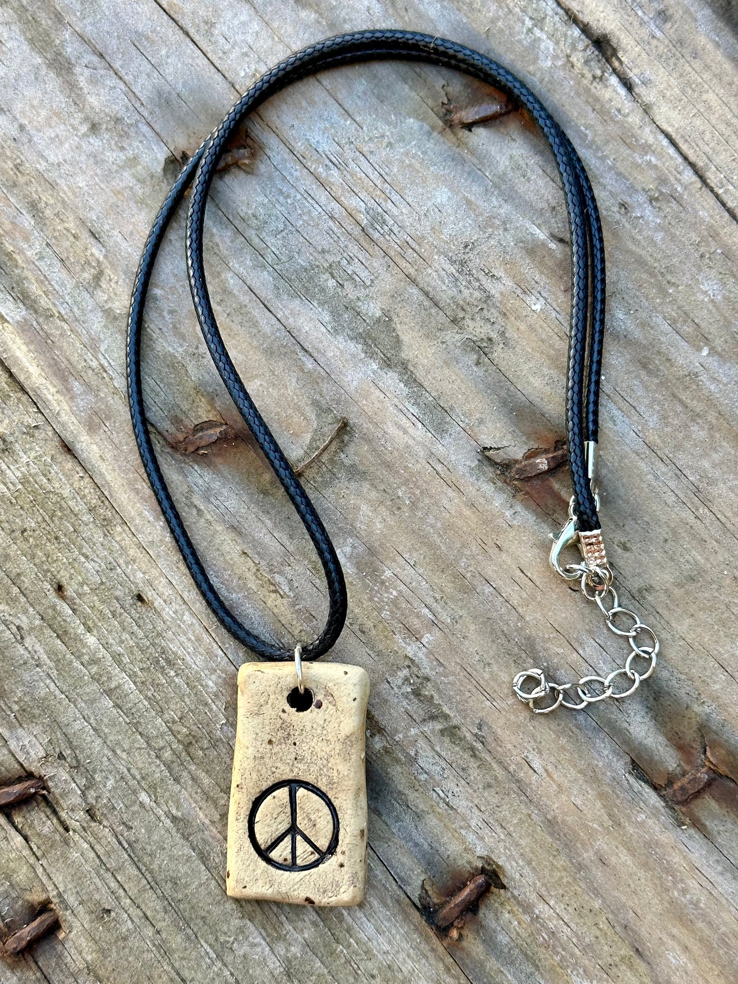 Halsband Ancient Peace