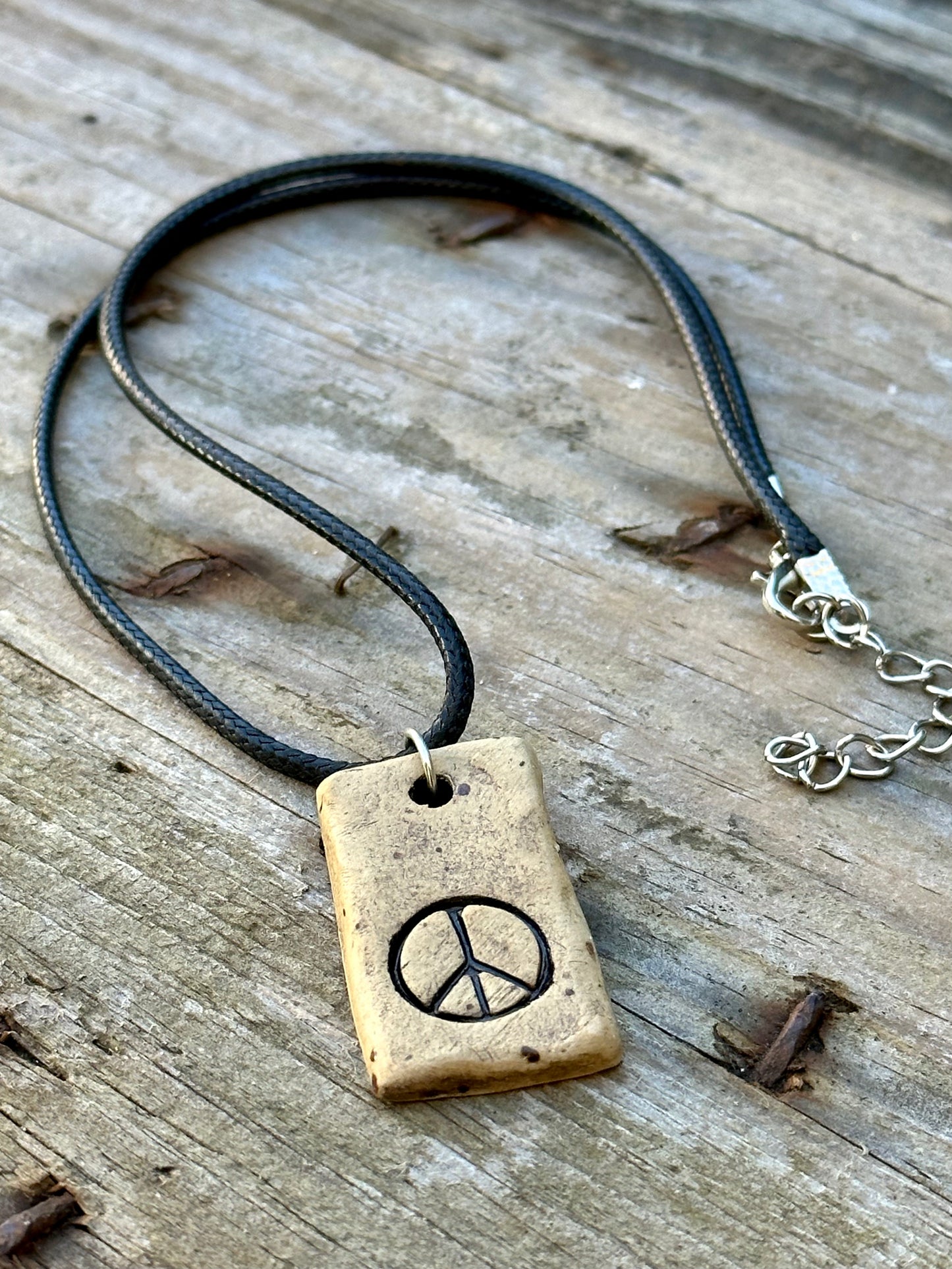 Halsband Ancient Peace