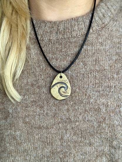 Halsband Ancient Wave