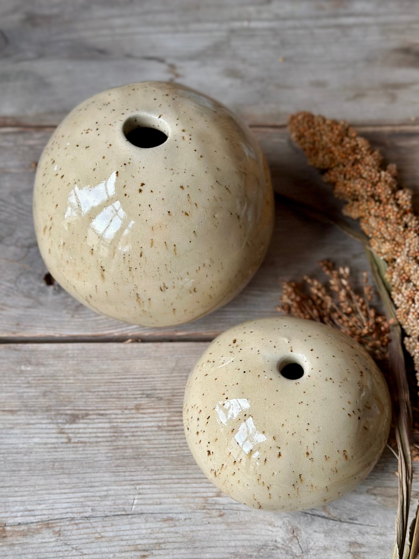 Studio Meraki round small vases